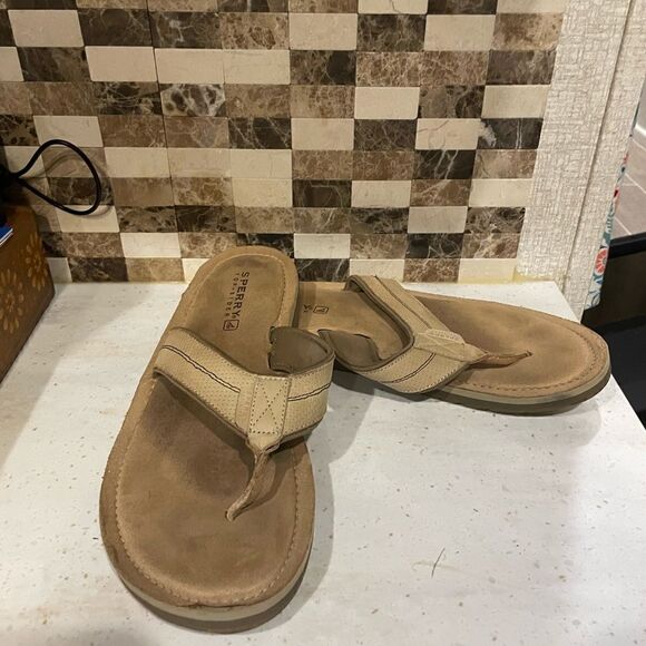 Sperry Flip Flops  - Picture 2 of 4